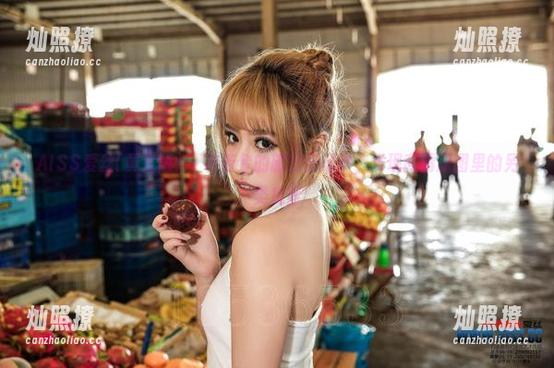 AISS爱丝(黄金版) - 在若兮的旅行日记中，发现高清原图里的另类捣蛋