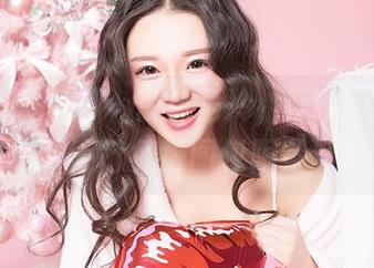 GIRLT果团网 - 白色虽冷，little贝壳喵却热到不行免费图包限量派送！