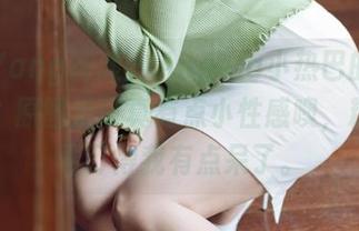 HuaYang花漾 - Angela小热巴的御姐造型？原图里可真有点小性感噢，精选来看盯得我有点呆了。