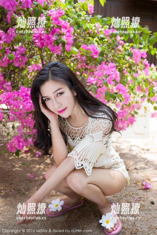 MiStar魅妍社 - 美图里的灰丝，糯美子Mini的资源库开张，这场混搭比咖啡和巧克力的碰撞还要有趣。