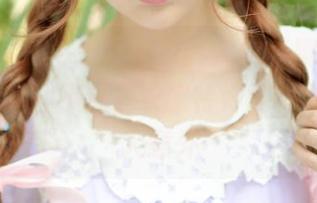 QingDouKe青豆客 - 套图中梦娜Vanessa的圣诞：不过是衣服特好看，怎么就让人意外