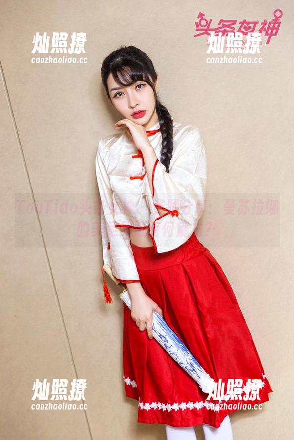 TouTiao头条女神 - 资源分享：曼苏拉娜的美足到底有何魔力？
