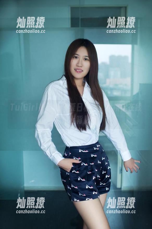 TuiGirl推女郎-梁棋棋 TuiGirl推女郎 - 夏日校园,梁棋棋在线图集送上背影杀!
