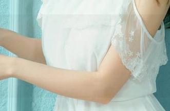 UGirls尤果网 - 最新图集中，乔依琳变身兔女郎，你确定不让我多看几眼这些兔耳朵吗？