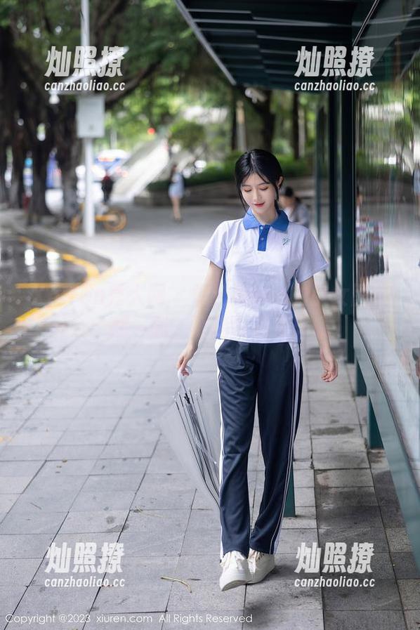 Xiuren秀人网 - 戴允祺zoe的少女图册：翻一翻，可能会有意外哦