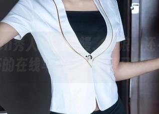 Xiuren秀人网 - 海鳗、海浪、还有李丽莎的在线写真，好奇怪又好看。