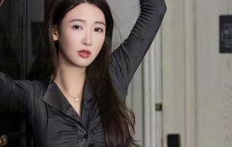 Xiuren秀人网 - 糯美子MINIbabe的私房和服秀：这是我期待已久的，穿上就想舞动的和服版“舞蹈翻车现场”！