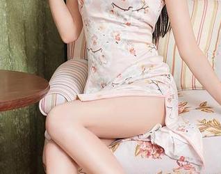 YouMi尤蜜荟 - 你没看错！合法萝莉黑色调的图片真让人想一探究竟！