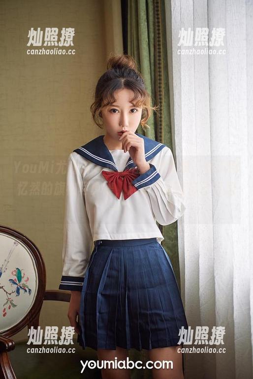 YouMi尤蜜荟 - 谁还在穿牛仔裤，看这郭忆然的旗袍写真集，赶紧下载给自己升级一下。