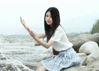 eloise软软开馆！最新瑜伽图库，看看我能不能倒立送外卖！