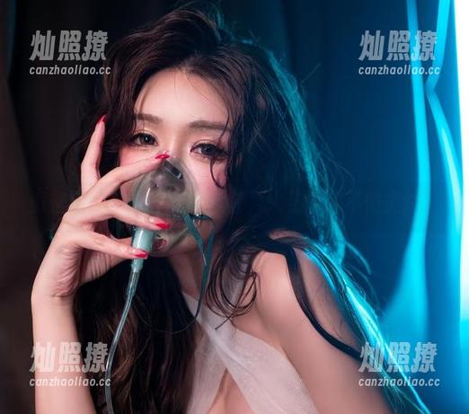 微密圈 - 于芷晴这波全套，火热厨房不怕炙烤。