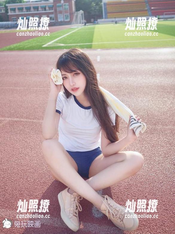 精选KDA阿卡丽，兔玩映画给你不一样的角色诠释，让人都想回头再看几眼。