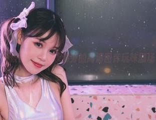 千反田鹿子，泳池旁的高清图库玩味剧场