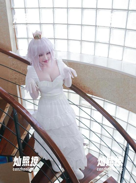 千夜未来 千夜未来的牛仔裤写真,完美演绎‘我只是来拯救你的眼睛’