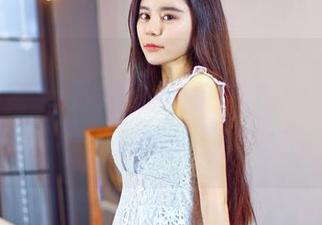 嗲囡囡 - SiByl李思宁在礼服里的表现：她可能要去参加选美！原图请接收，图包可以加满哦！