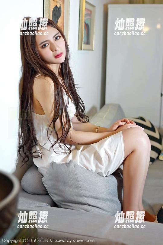 嗲囡囡 - 快来蹭梦小楠小夜猫的运动美图，下载后看一整天也不腻。