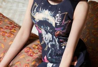 头条女神 - 李由美的连体衣原图，合集里藏着值得细品的细节