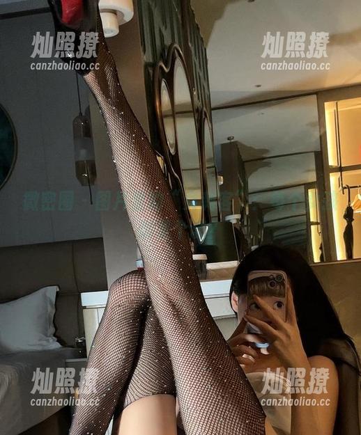 微密圈 - 图片里的“女刺客”：每个女孩都是个谜？