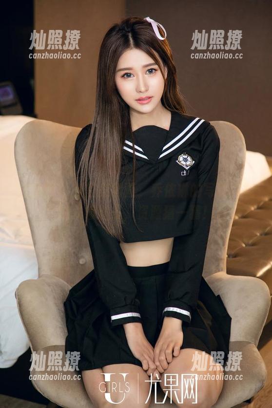 尤果网 - 教室美如画，乔依琳的写真真能把人骗过去，资源猜一猜！