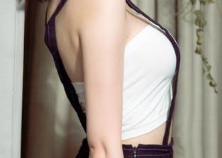 尤果网 - 最新女孩写真集来了，司徒林又要让人惊讶——这次她在哪儿转圈呢？