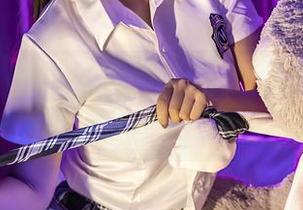 尤蜜荟 - 图包精选都在这里，艾小青教你取悦所爱的各种花式走位！