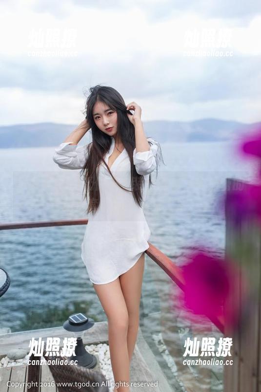 推女神 - 别低估职业装的诱惑，安沛蕾的免费套图拯救乏味人生。