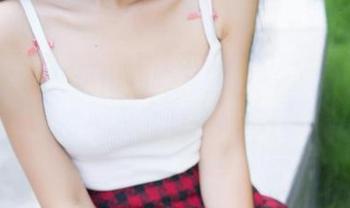 推女神 - 赵伊彤和服套图，不小心穿成了博主界的时尚风标！
