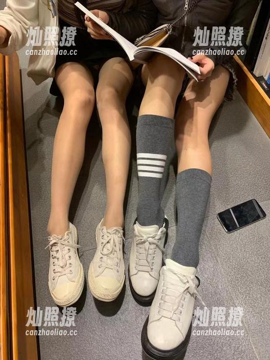 无敌哒小姨妈 微密圈 - 无敌哒小姨妈的美脚,每一条都是精心挑选的钥匙
