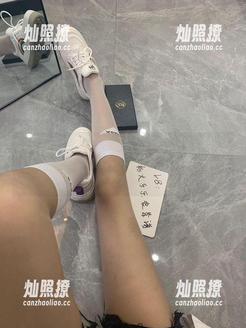 微密圈 - 照片里的杨大乐乐很靠谱：微信朋友圈系列，谁说不能在这里找到小美好？