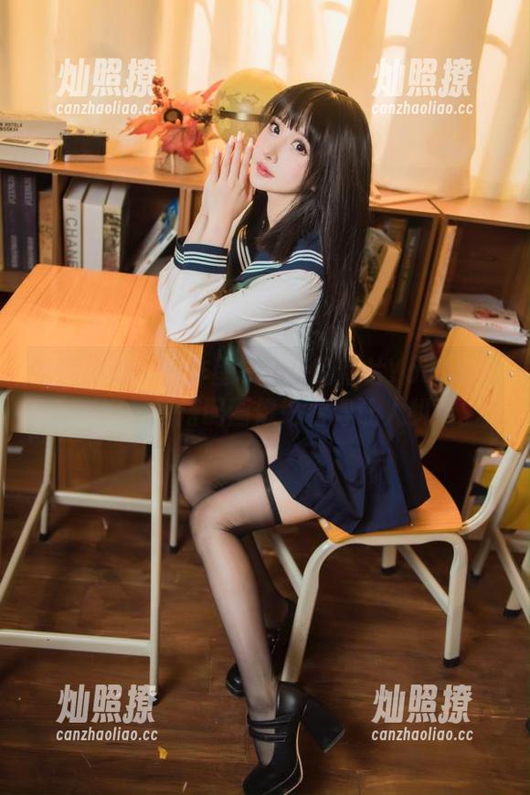 有图为证——炸蛋Boom的新片YouMi尤蜜，比基尼搭配画像好看得让人纠结。