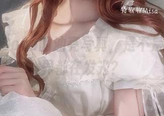 特软儿Sona的油亮写真，是不是整个世界都在发光？