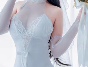 猫九酱的写真一开拍，整片夏日都变得不太寻常。