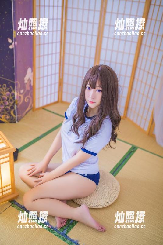 精选中的小惊喜，猫九酱女神图包让人心里小鹿乱撞！