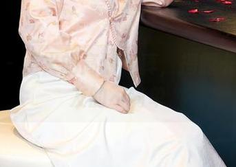 秀人网 - 正义的高清写真，揭露卡卡酱女友的不简单