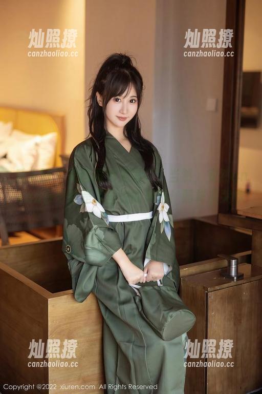 秀人网 - 美图雨后见彩虹，当然，安然anran在云南是无圣光的典范！照样美哭你！