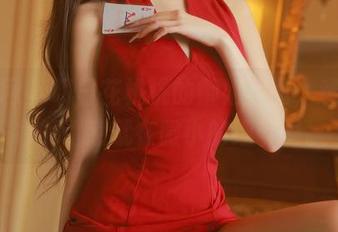 秀人网 - 明日花桃桃的御姐美图，难以想象的诱惑就在微小的细节里。