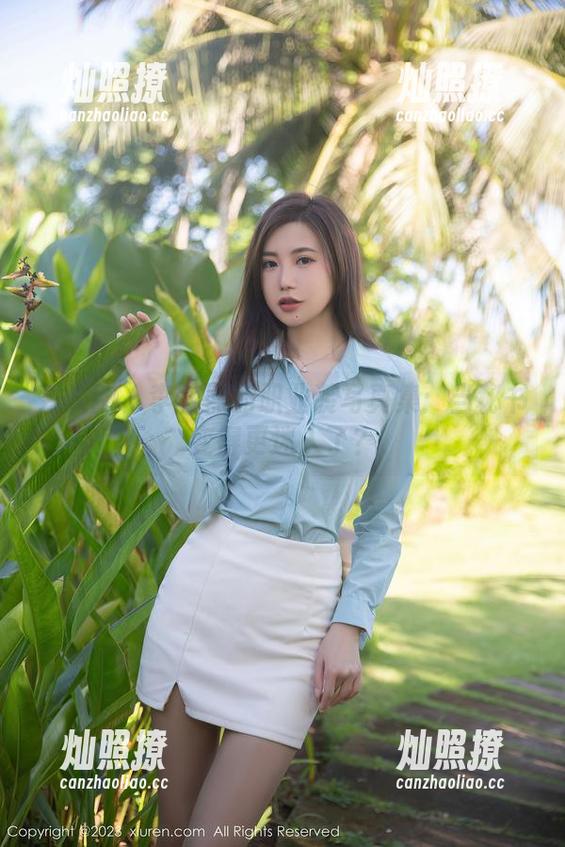秀人网 - 李梓熙的职业装写真集：当秘书变得更迷人了？