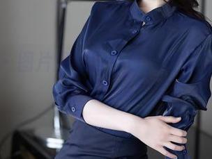 秀人网 - 图片里的田兮白，眼镜其实是在抢风头吗？