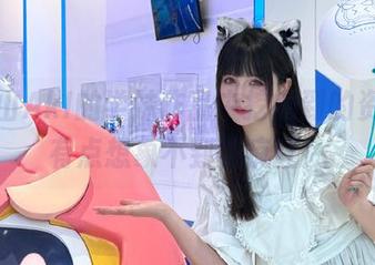 从秋山AkI的学妹作品中挖掘到的资源，有点想象不到的疯狂！