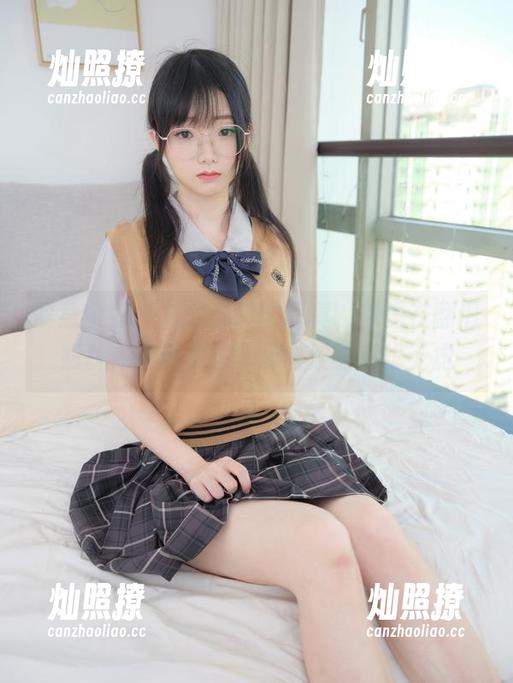 紧急企划-林书辞 紧急企划 - 林书辞校园写真,像是在翻旧照片,忽然很想念那时候的无忧无虑