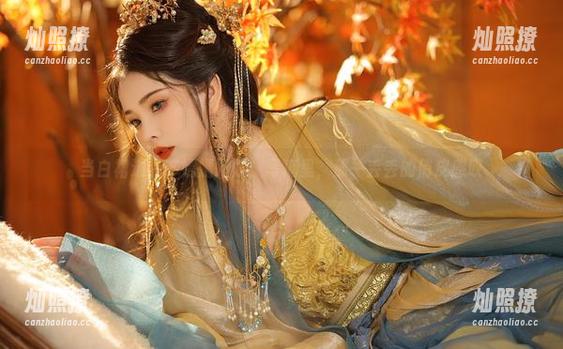 苏嫣嫣阿姨 当白裙遇上苏嫣嫣阿姨:写真里,那一丢丢的俏皮感叹
