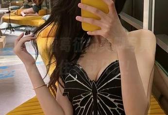 微密圈 - 每次看葛征的美脚写真，原图都忍不住多戳几次！