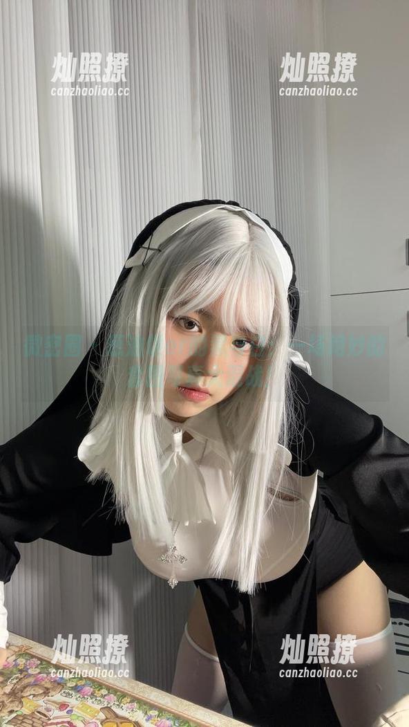 微密圈 - 葱油饼er的黑与白：一场绝妙的套图写真大混战！