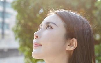 蜜桃社 - E杯奶茶的镂空写真：似乎有人开始研究如何让身材更飘逸了！