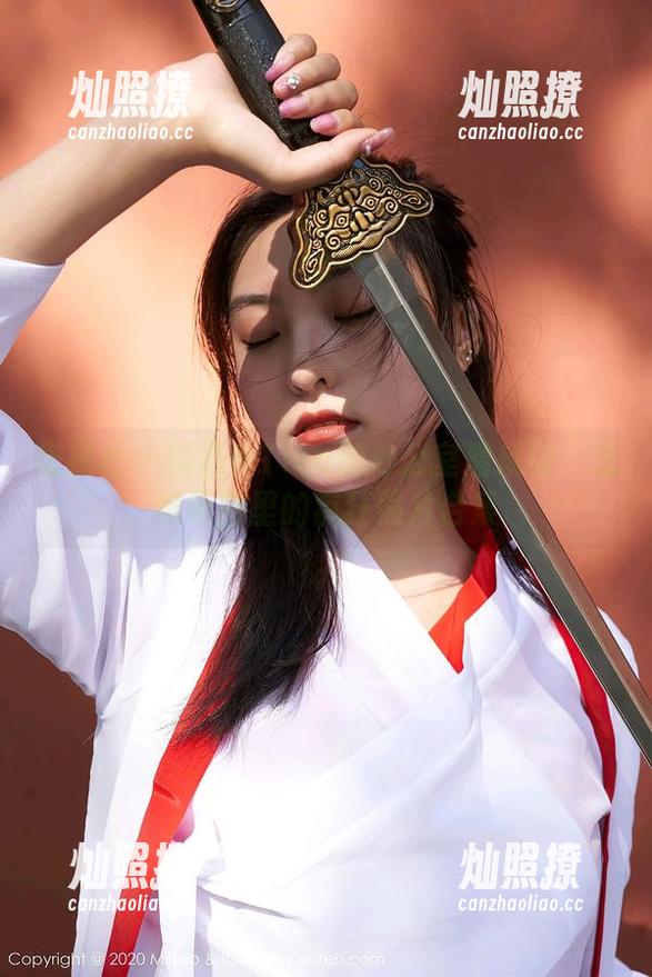蜜桃社 - 桃乃香Tina的办公室潜规则：思维导图里的疯狂照片合集