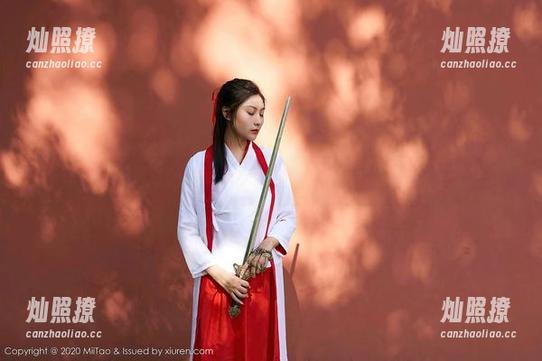 蜜桃社 - 王婉悠Queen原图私房秀，白到让人意识到问题了