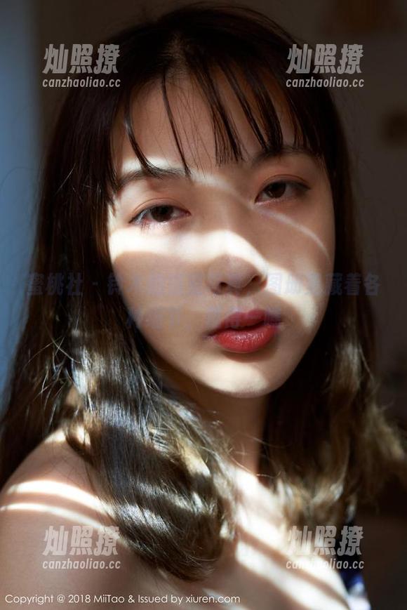 蜜桃社 - 铃木的浴室写真，图册里藏着各种细节，值得一瞧