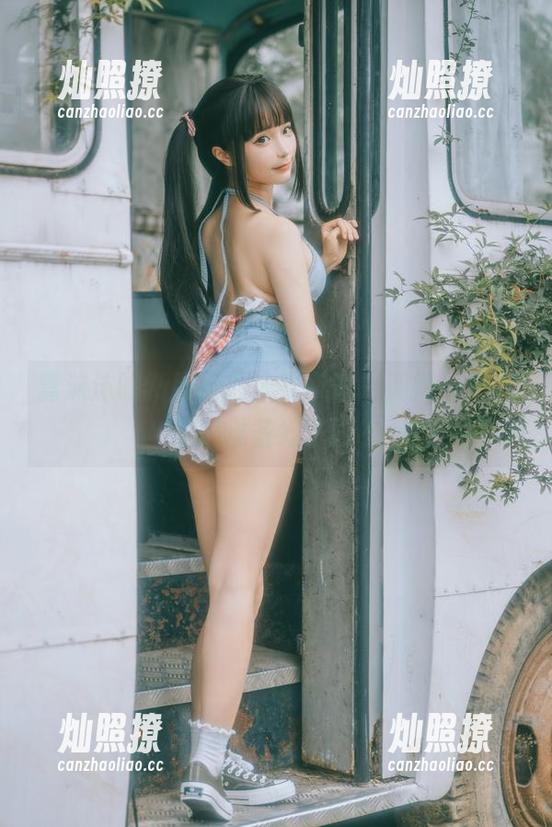 蠢沫沫的新图册，泳衣风潮一波接一波，你们准备好了吗？