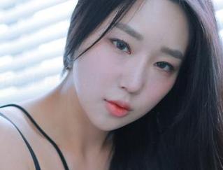 韩国CoCo的眼镜，这组原图中未必都能读懂的情绪。