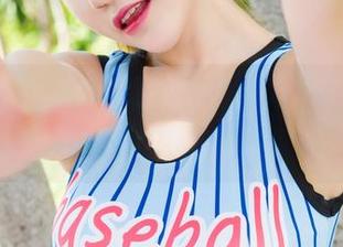 魅妍社 - 夏倪可ella的最新写真集，袜子与夏天的故事你听过吗？